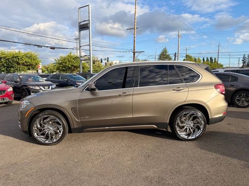 Used 2017 BMW X5 xDrive35i w/ Premium Package AWD/4WD image 5