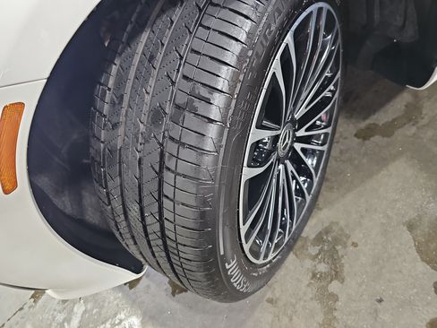 Certified 2026 Mercedes-Benz S 580 4MATIC Sedan image 36