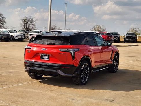 New 2026 Chevrolet Blazer EV SS image 9