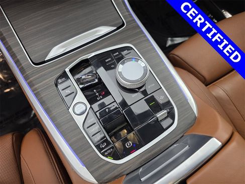 Used 2024 BMW X7 M60i w/ Executive Package image 25