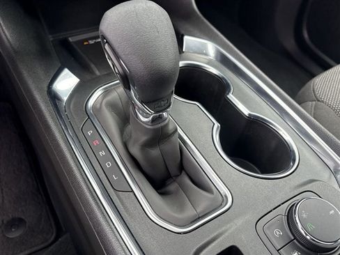 Certified 2023 Chevrolet Traverse LT FWD image 15