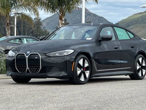 Used 2023 BMW i4 eDrive35 image 7