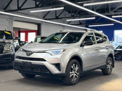 Used 2018 Toyota RAV4 LE w/ All Weather Liner Package AWD/4WD image 1