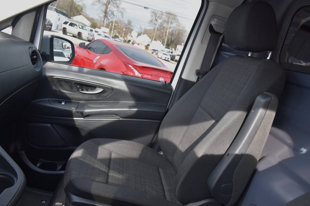 Used 2020 Mercedes-Benz Metris image 20