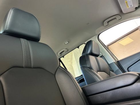 Used 2023 Honda Pilot EX-L image 14