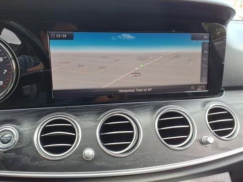 Used 2018 Mercedes-Benz E 300 4MATIC w/ Premium 1 Package image 25