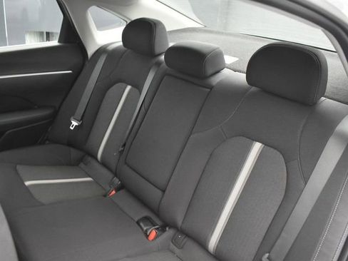 Used 2025 Hyundai Sonata SEL FWD image 19