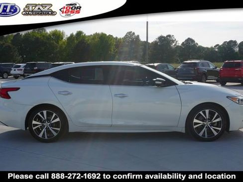 Used 2017 Nissan Maxima Platinum FWD image 8