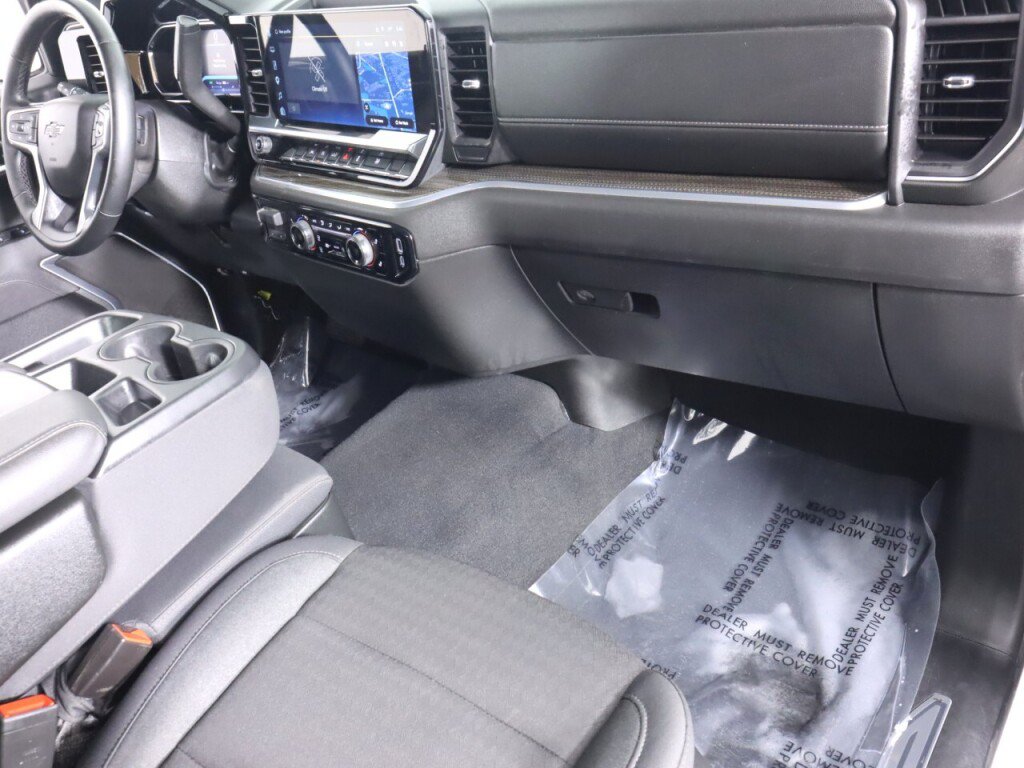 Used 2026 Chevrolet Silverado 1500 RST AWD/4WD image 44