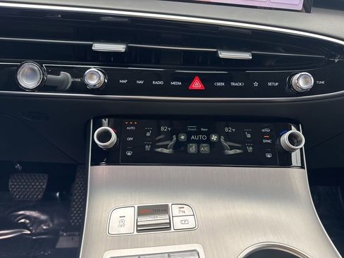 New 2026 Genesis GV70 2.5T Advanced AWD/4WD image 25