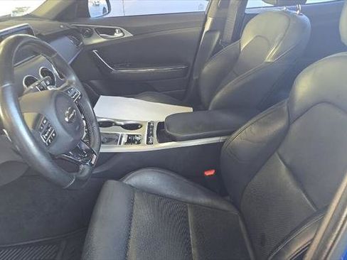 Used 2018 Kia Stinger GT RWD image 16