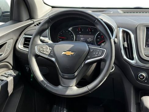 Used 2024 Chevrolet Equinox LT AWD/4WD image 15