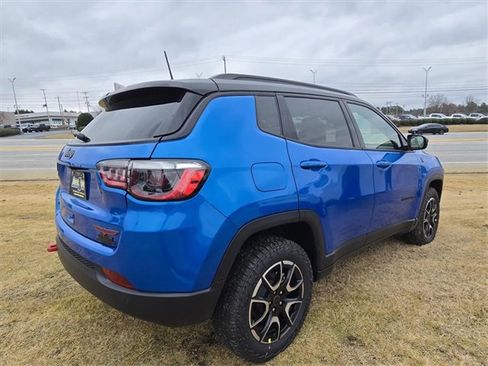 New 2026 Jeep Compass Trailhawk image 3