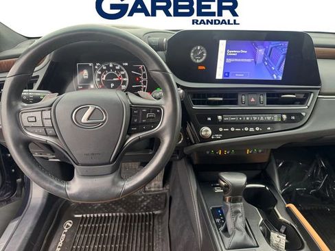 Used 2024 Lexus ES 350 w/ Premium Package image 12