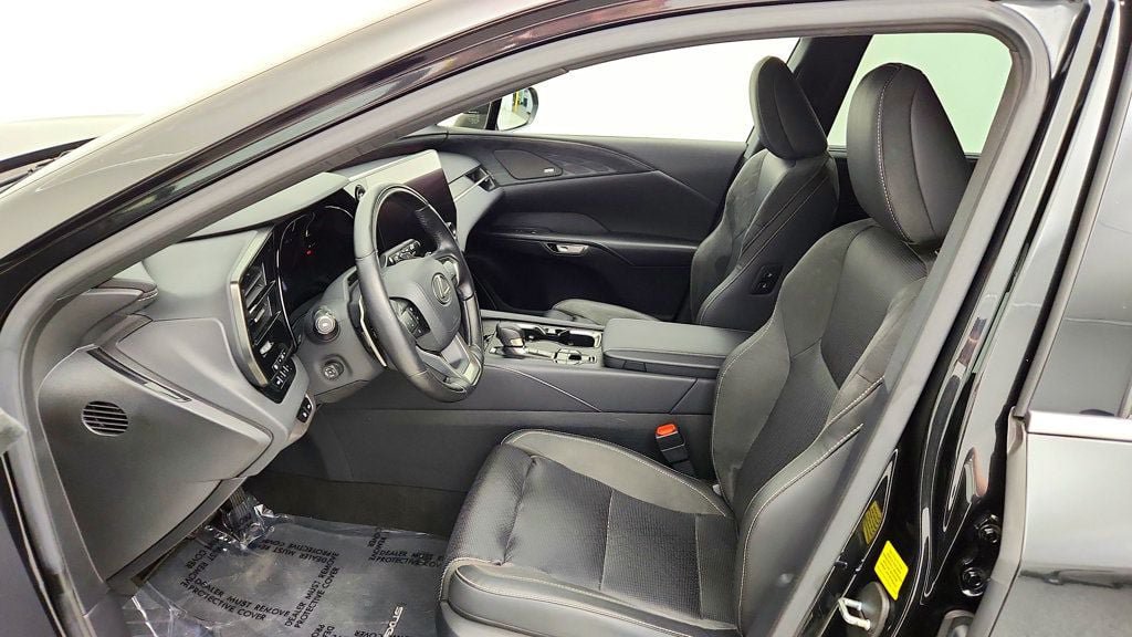 Used 2024 Lexus RX 450h AWD w/ Convenience Package image 19