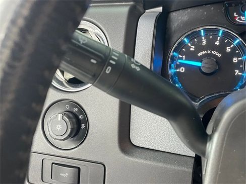 Used 2013 Ford F150 XLT image 14