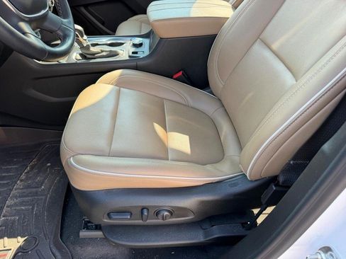 Used 2023 Chevrolet Traverse Premier w/ LPO, Floor Liner Package AWD/4WD image 23