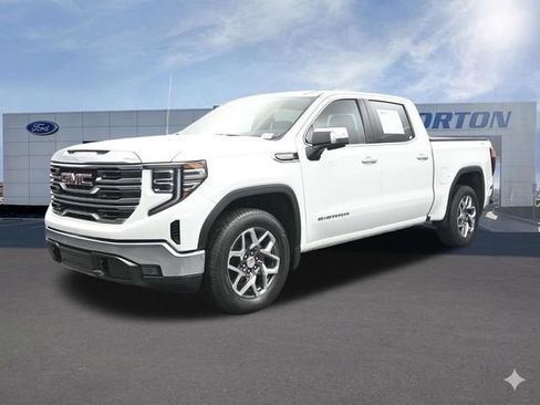 Used 2023 GMC Sierra 1500 SLT w/ SLT Convenience Package AWD/4WD image 6