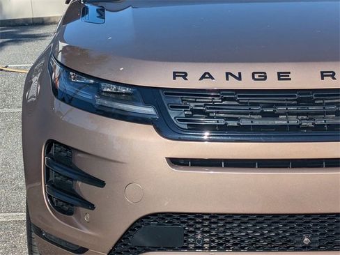 Certified 2024 Land Rover Range Rover Evoque Dynamic SE image 9