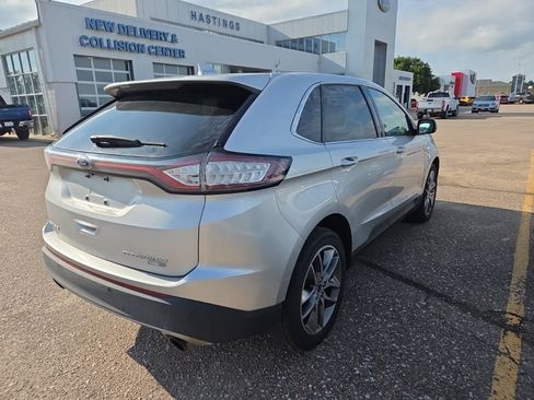 Used 2016 Ford Edge Titanium w/ Technology Package AWD/4WD image 5