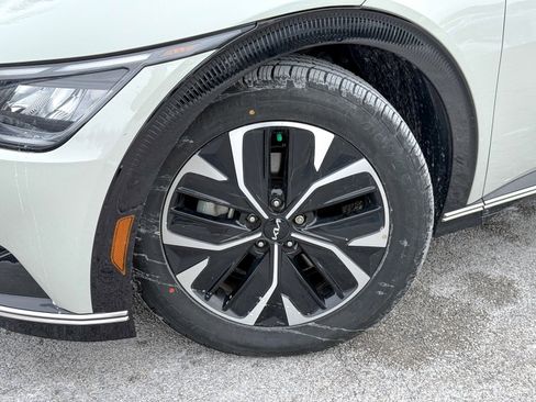 Used 2022 Kia EV6 Wind image 10