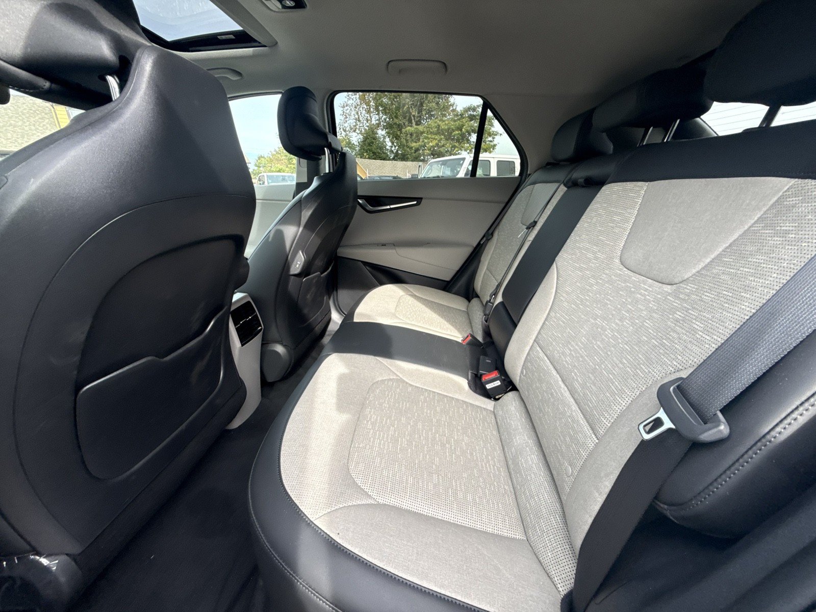 Used 2023 Kia Niro Wave FWD image 23