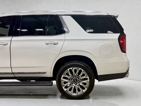 Used 2023 GMC Yukon Denali Ultimate image 10