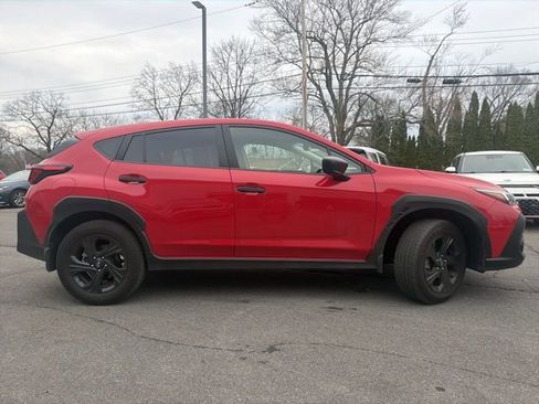 Used 2024 Subaru Crosstrek 2.0i AWD/4WD image 2