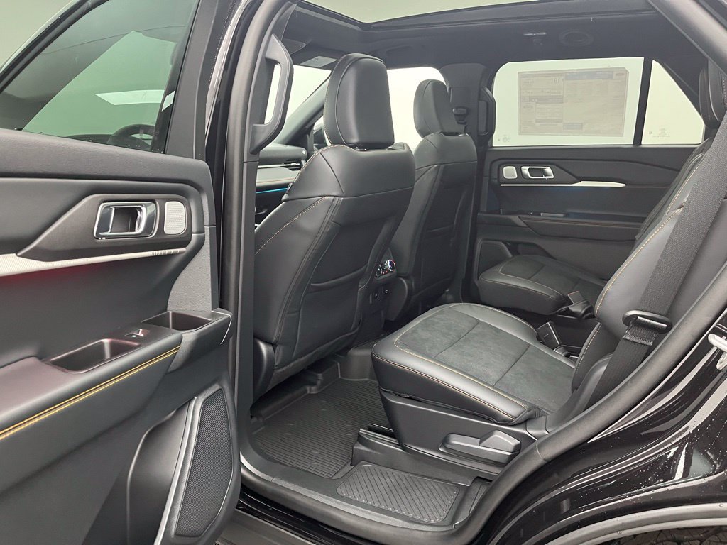 New 2026 Ford Explorer Tremor w/ Tremor Ultimate Package AWD/4WD image 32
