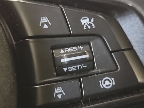 Used 2023 Subaru Crosstrek 2.5i Sport AWD/4WD image 33
