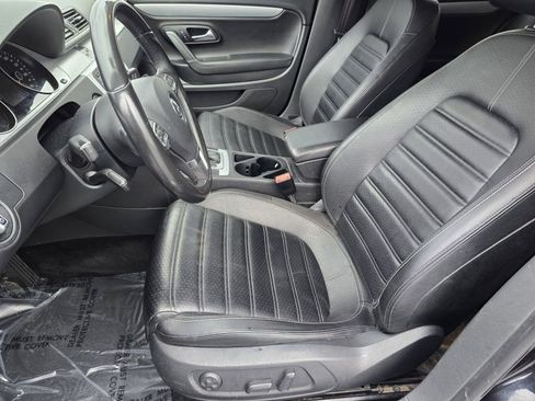 Used 2013 Volkswagen CC R-Line image 33