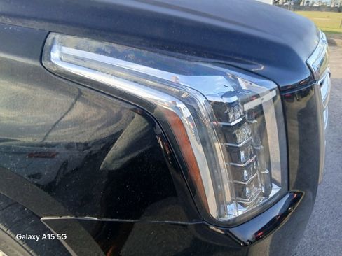 Used 2016 Cadillac Escalade Platinum RWD image 21
