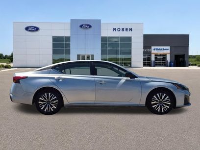Used 2025 Nissan Altima 2.5 SV