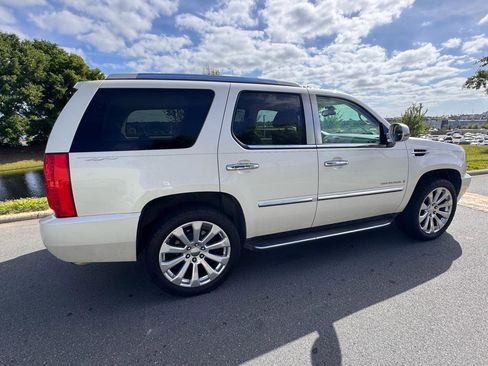 Used 2008 Cadillac Escalade 2WD image 32