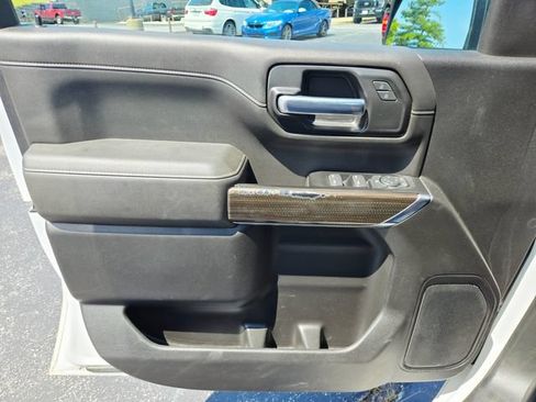 Used 2022 Chevrolet Silverado 2500 LT AWD/4WD image 31