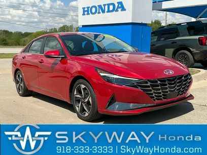 Used 2021 Hyundai Elantra Limited