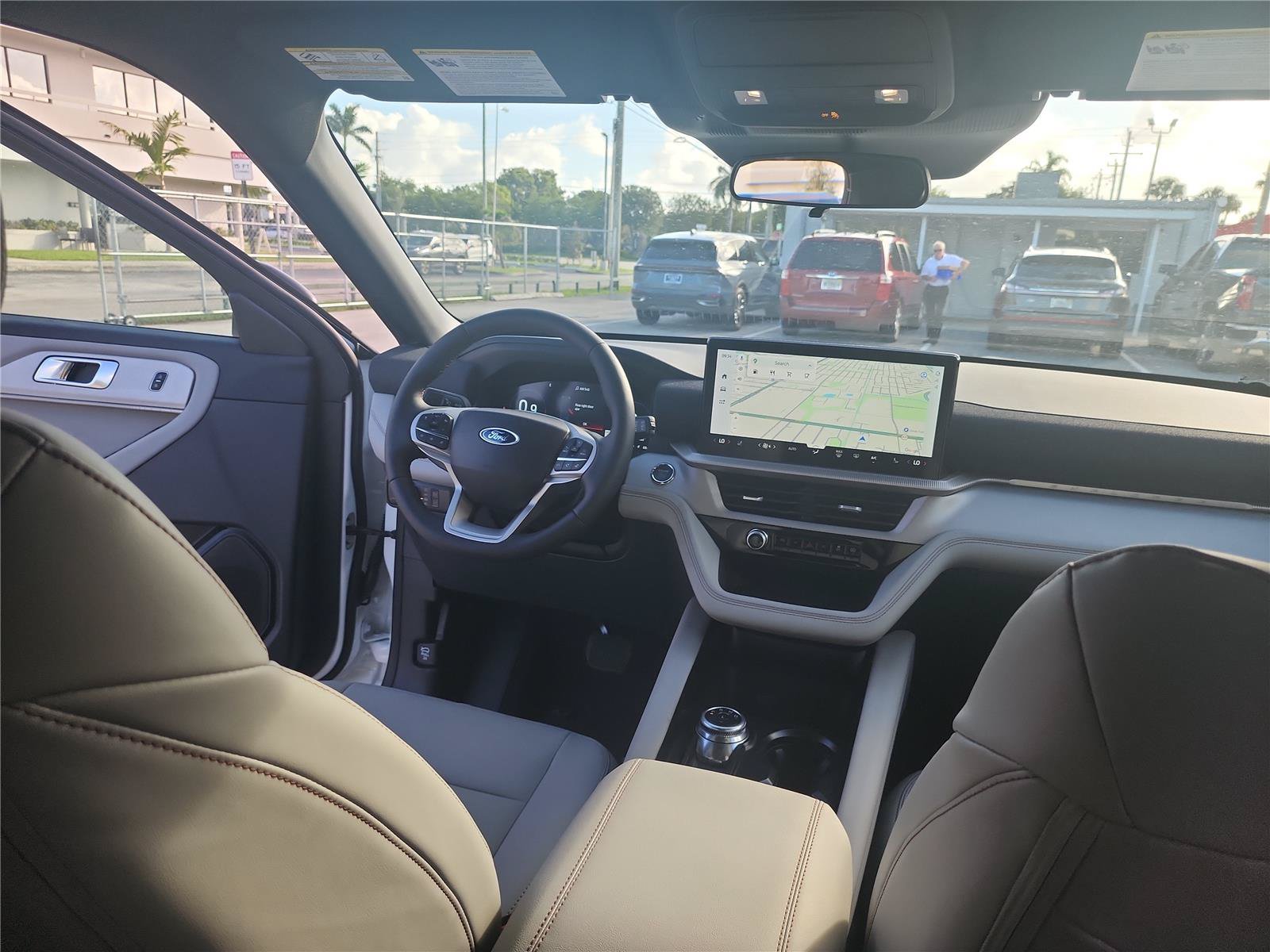 New 2027 Ford Explorer Active w/ Active Comfort Package RWD image 21