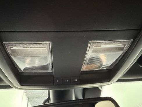 Used 2022 Dodge Challenger GT w/ Blacktop Package image 22