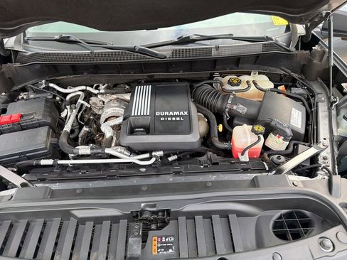 Used 2020 Chevrolet Silverado 1500 High Country w/ Z71 Off-Road Package image 22