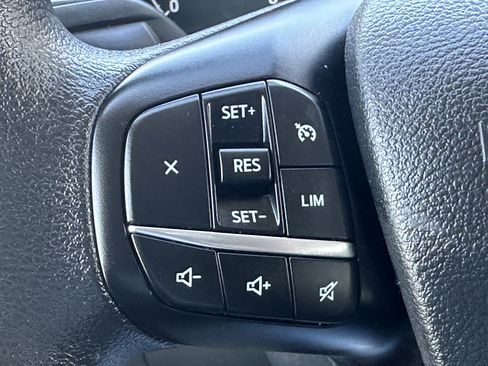 Used 2024 Ford Transit 350 XLT RWD image 25