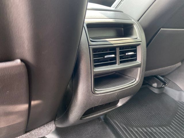 Used 2023 Cadillac XT5 Sportv w/ Technology Package AWD/4WD image 22