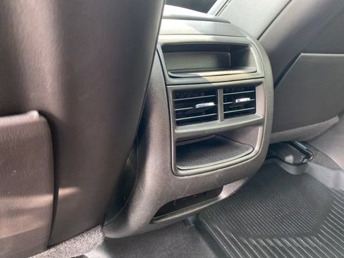 Used 2023 Cadillac XT5 Sportv w/ Technology Package AWD/4WD image 22