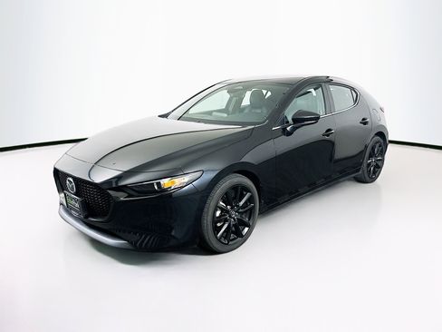 Used 2024 MAZDA MAZDA3 s FWD image 3