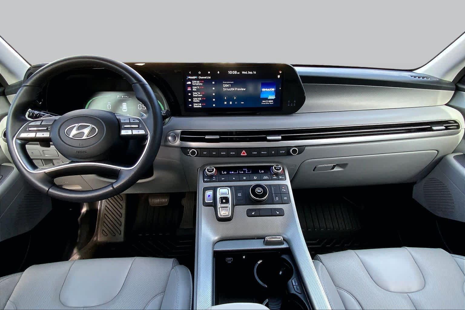 Used 2024 Hyundai Palisade SEL FWD image 15