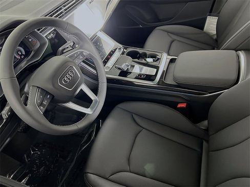 New 2026 Audi Q7 3.0T Premium Plus image 23