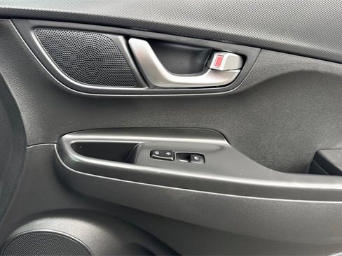 Certified 2023 Hyundai Kona SE image 23