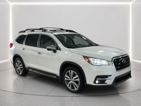 Used 2019 Subaru Ascent Touring AWD/4WD image 8