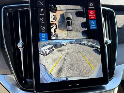 New 2026 Volvo XC90 T8 Ultra w/ Protection Package Premier image 14