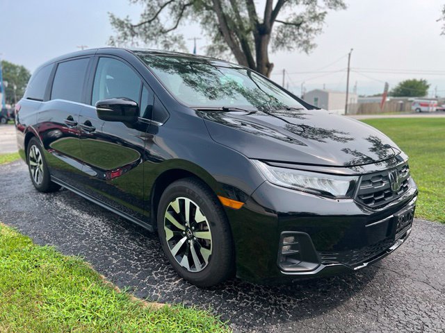 Used 2025 Honda Odyssey EX-L image 2