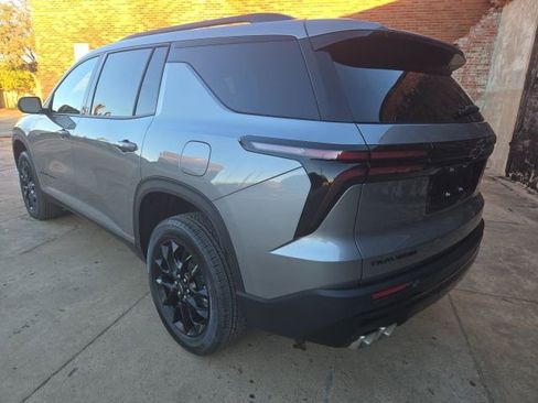 New 2026 Chevrolet Traverse LT w/ Midnight/Sport Edition image 5